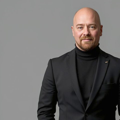 Prof. Dr. Salvatore Sternkopf ist Mitgründer von ioncentric sowie Professor für Werkstoffanalytik, Werkstoffprüfung und Chemie an der HAWK Göttingen.